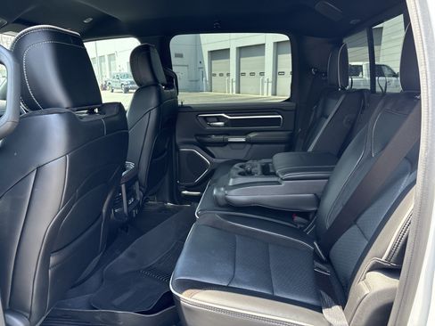 Used 2025 RAM 1500 Laramie w/ Sport Appearance Package AWD/4WD image 33