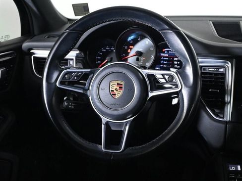 Certified 2018 Porsche Macan S AWD/4WD image 12