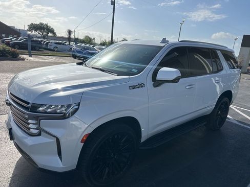 Used 2021 Chevrolet Tahoe High Country RWD image 1