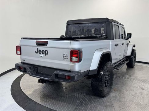Used 2022 Jeep Gladiator Sport image 7