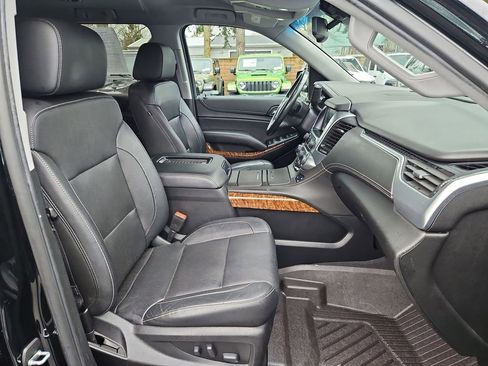 Used 2020 Chevrolet Suburban Premier w/ Max Trailering Package AWD/4WD image 16
