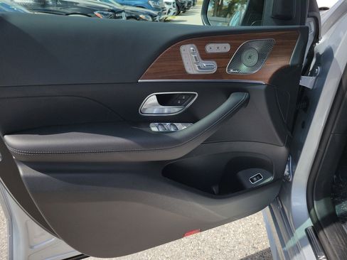 New 2026 Mercedes-Benz GLE 580 4MATIC image 20