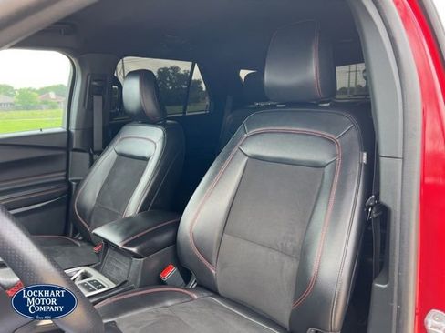 Used 2023 Ford Explorer ST-Line w/ Class IV Trailer Tow Package RWD image 15