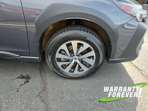 Used 2025 Subaru Outback Premium AWD/4WD image 20