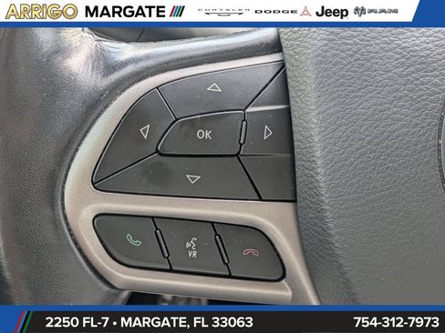 Used 2021 Jeep Cherokee Latitude Lux AWD/4WD image 27