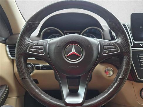 Used 2018 Mercedes-Benz GLE 350 4MATIC image 16