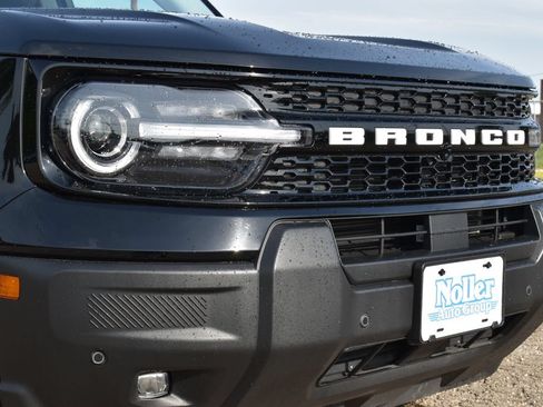 Certified 2025 Ford Bronco Sport Outer Banks w/ Outer Banks Tech Package+ AWD/4WD image 5