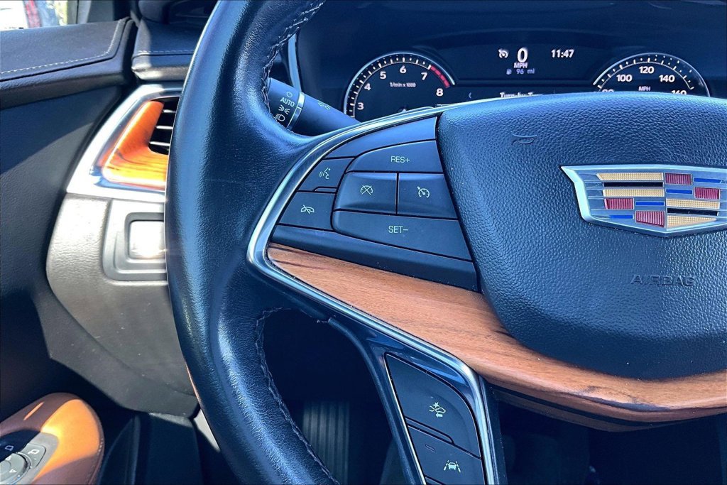 Used 2020 Cadillac XT5 Premium Luxury FWD image 18