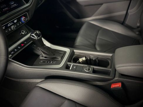 Used 2022 Audi Q3 2.0T Premium image 24