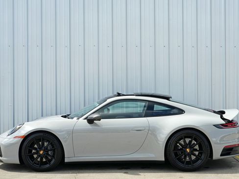 Used 2024 Porsche 911 Carrera T image 46