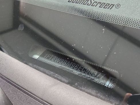 New 2025 Ford F350 Platinum w/ FX4 Off-Road Package image 38