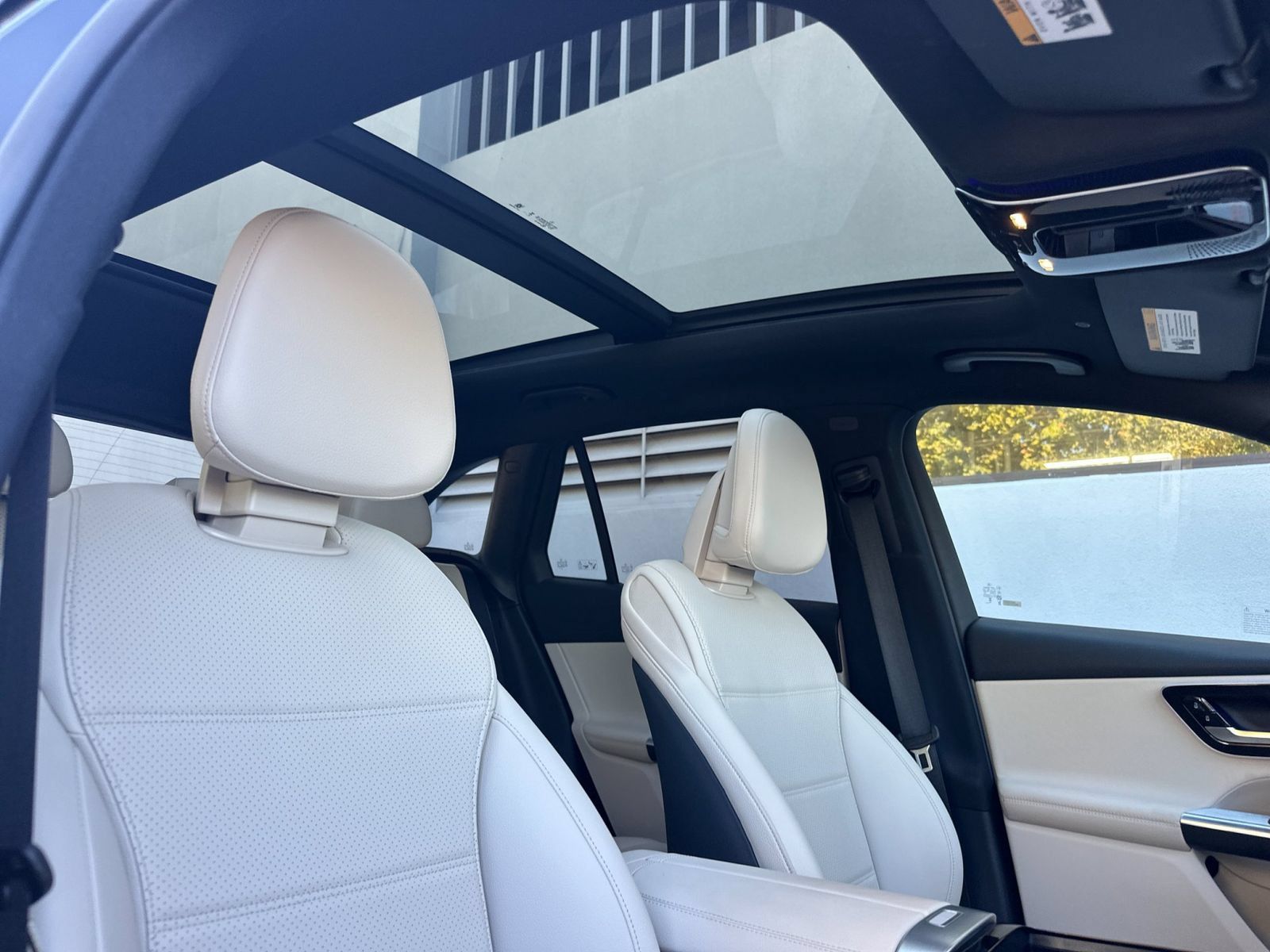 Certified 2026 Mercedes-Benz GLC 300 4MATIC image 18