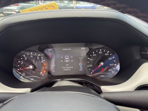 Used 2022 Jeep Compass Limited w/ Sun and Sound Group AWD/4WD image 31