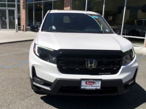 New 2026 Honda Ridgeline Black Edition image 3