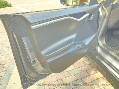 Used 2013 Tesla Model S RWD image 37