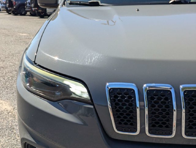 Used 2019 Jeep Cherokee Latitude Plus FWD image 11