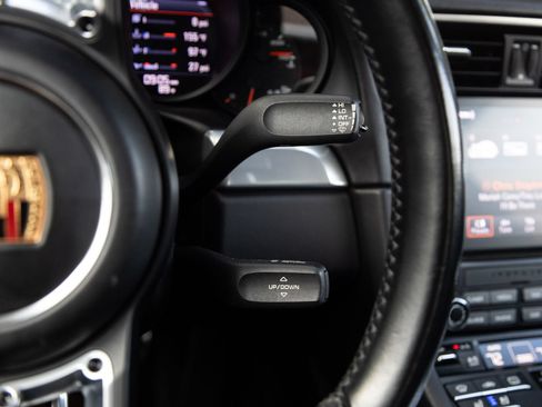 Certified 2018 Porsche 911 Carrera S RWD image 16