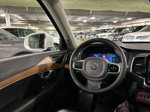 Certified 2023 Volvo XC90 B6 Plus w/ Protection Package Premier AWD/4WD image 24