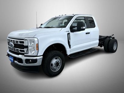 New 2026 Ford F350 XL w/ XL Chrome Package