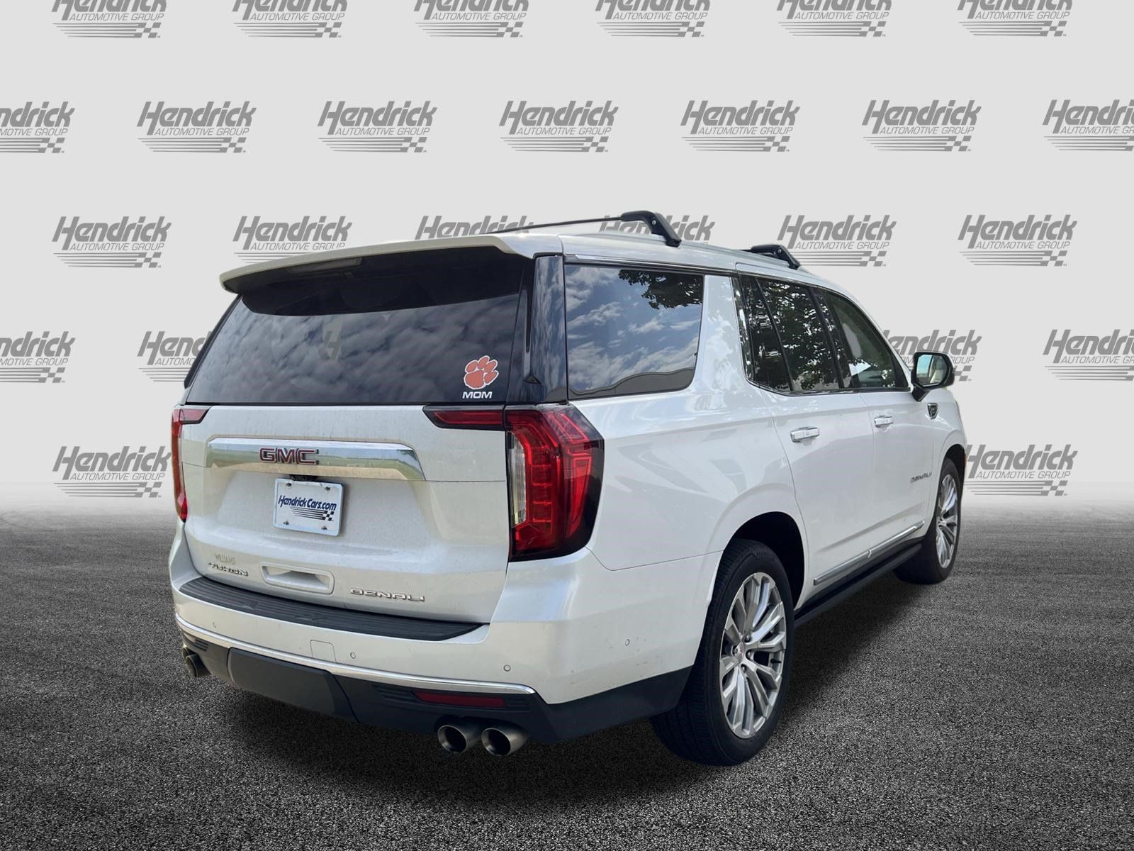 Used 2023 GMC Yukon Denali w/ Denali Reserve Package AWD/4WD image 11