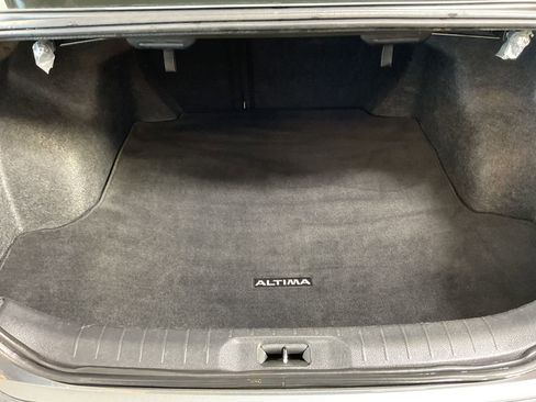 Used 2024 Nissan Altima 2.5 SV AWD/4WD image 20