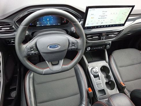 Used 2023 Ford Escape ST-Line w/ Tech Pack #1 image 11