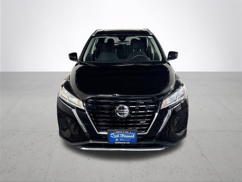 Used 2021 Nissan Kicks SV FWD image 3