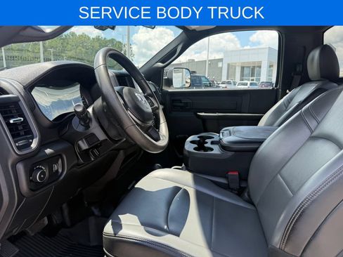 Used 2022 RAM 2500 Tradesman AWD/4WD image 3