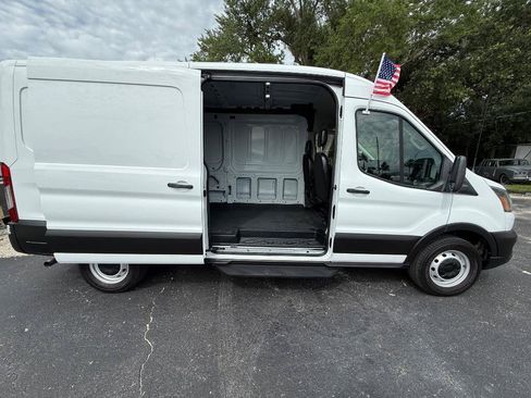 Used 2023 Ford Transit 250 Medium Roof RWD image 7
