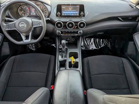 Used 2021 Nissan Sentra S image 16