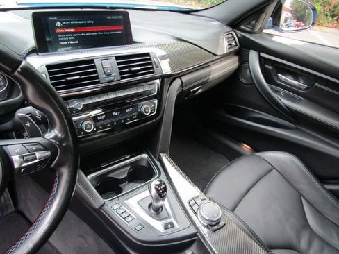 Used 2016 BMW M3 image 19