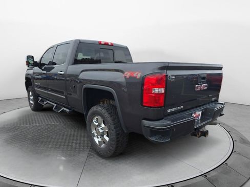 Used 2016 GMC Sierra 3500 Denali w/ Duramax Plus Package image 7