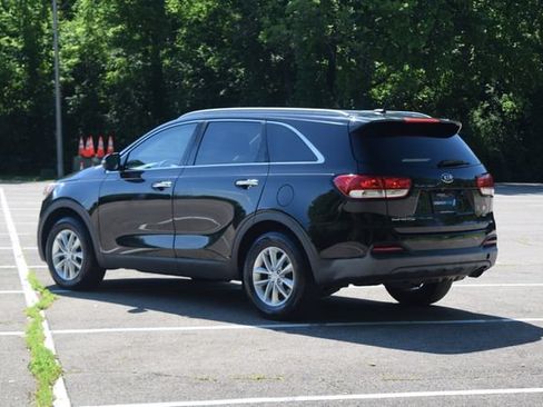 Used 2017 Kia Sorento FWD image 22
