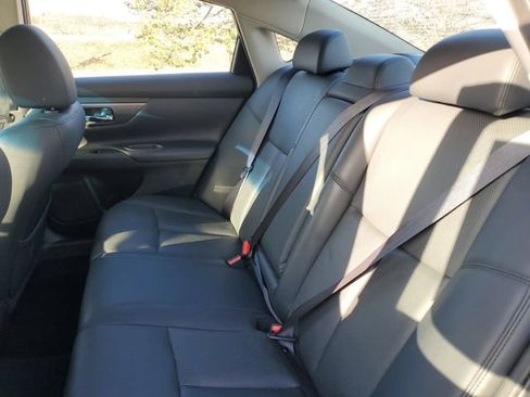 Used 2015 Nissan Altima 2.5 SL image 8