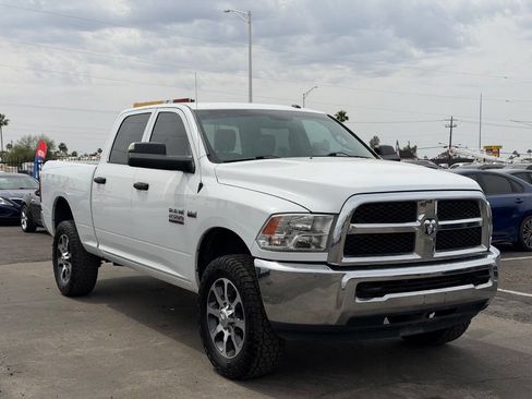 Used 2018 RAM 2500 Tradesman w/ Chrome Appearance Group image 14