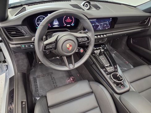 Certified 2026 Porsche 911 Carrera GTS image 4