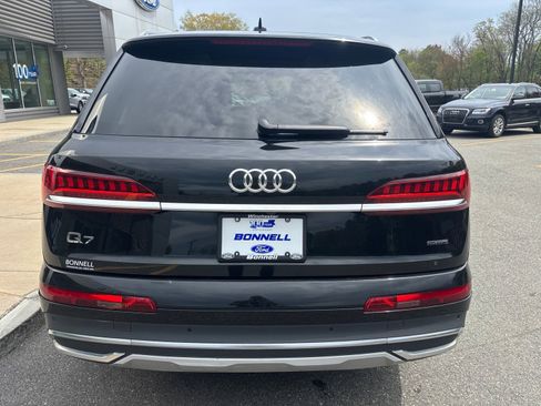 Used 2023 Audi Q7 3.0T Premium w/ Convenience Package AWD/4WD image 4