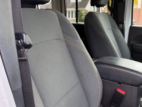 Used 2024 Jeep Wrangler Sport S image 22