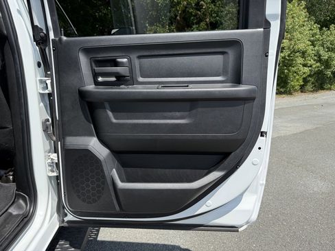 Used 2024 RAM 3500 Tradesman w/ Chrome Appearance Group image 43