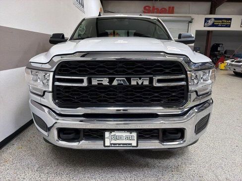 Used 2020 RAM 2500 Tradesman AWD/4WD image 2