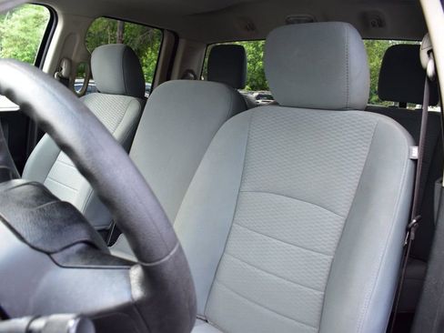 Used 2018 RAM 1500 Express image 14