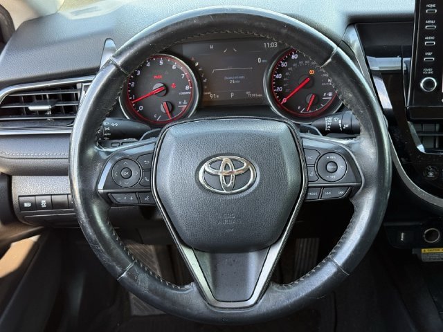 Used 2021 Toyota Camry XSE FWD image 11