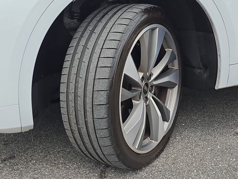 Used 2023 Audi SQ5 Premium Plus w/ Premium Plus Package image 33