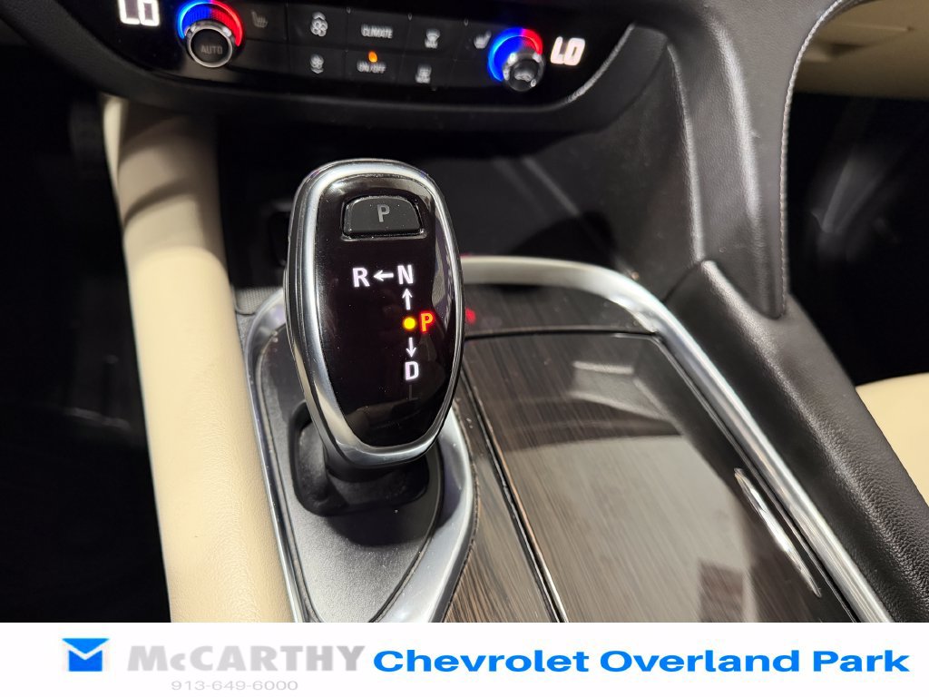 Used 2021 Buick Enclave Essence w/ Sport Touring Edition FWD image 19