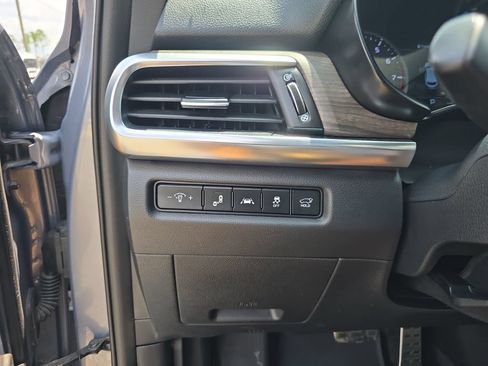 Used 2021 Kia Telluride SX w/ Nightfall Edition Package AWD/4WD image 19