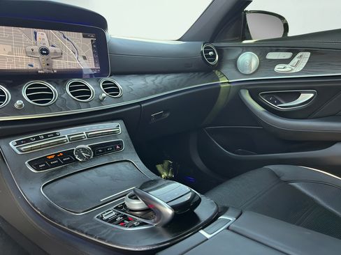 Used 2019 Mercedes-Benz E 53 AMG 4MATIC Sedan image 54