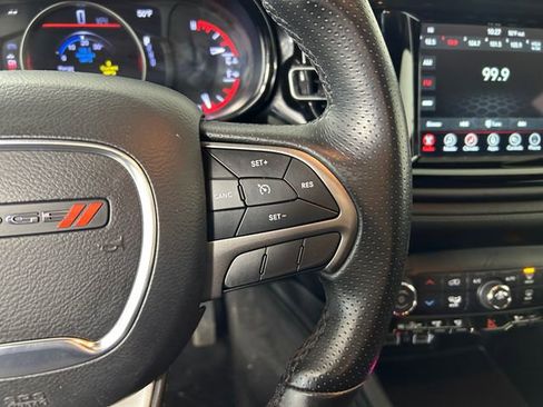 Used 2022 Dodge Durango SXT w/ Blacktop Package image 17