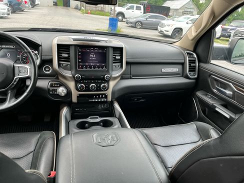 Used 2019 RAM 1500 Laramie AWD/4WD image 26