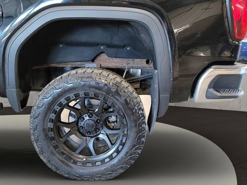 Used 2020 GMC Sierra 1500 SLT w/ SLT Premium Plus Package AWD/4WD image 33