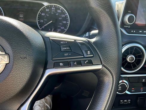 Used 2024 Nissan Sentra SV image 23